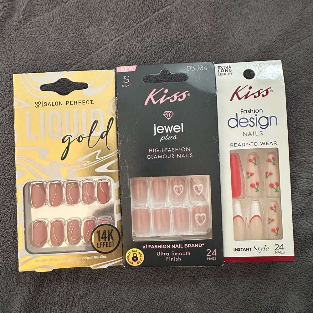 Kiss Fashion Nail Trio - Gold, Pink, Red